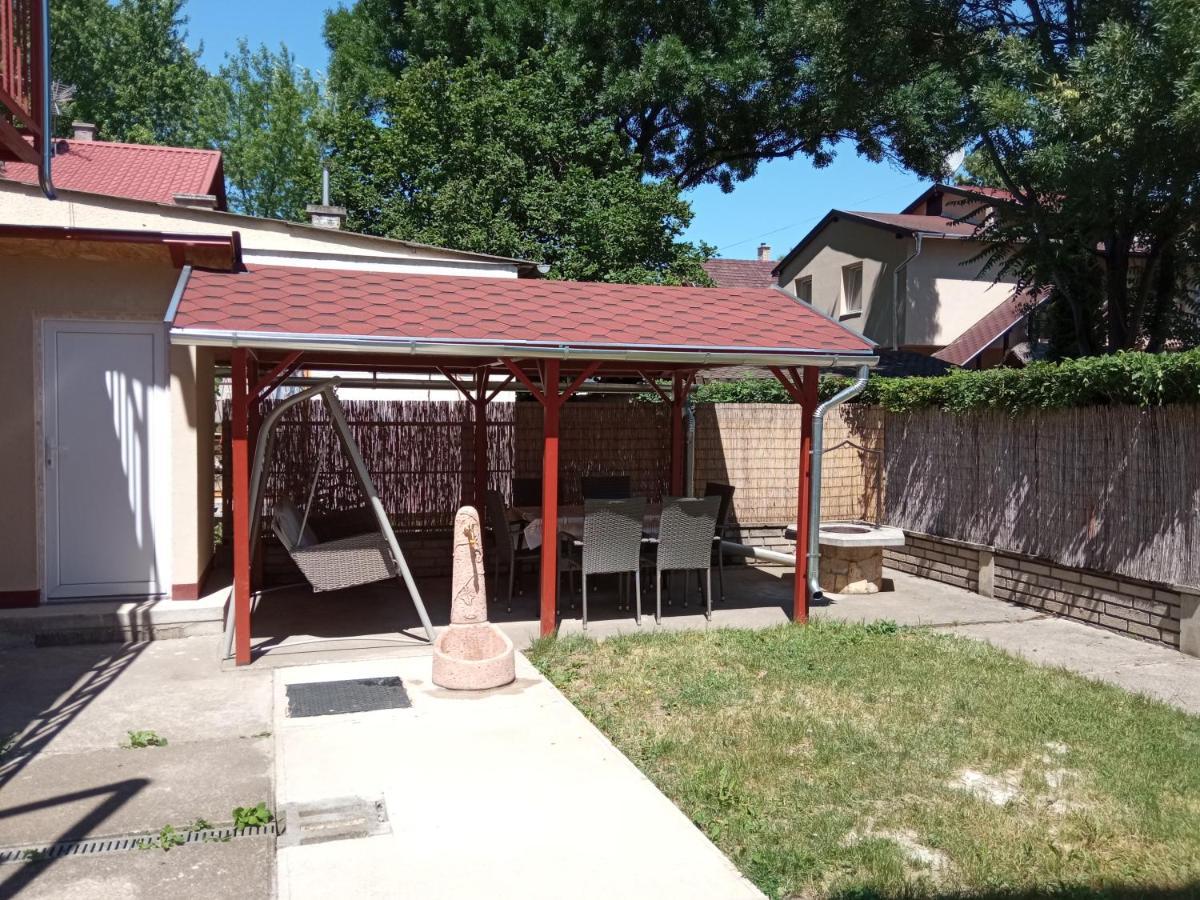 Gyoengyvirag Apartmanhaz Hajdúszoboszló Exterior foto