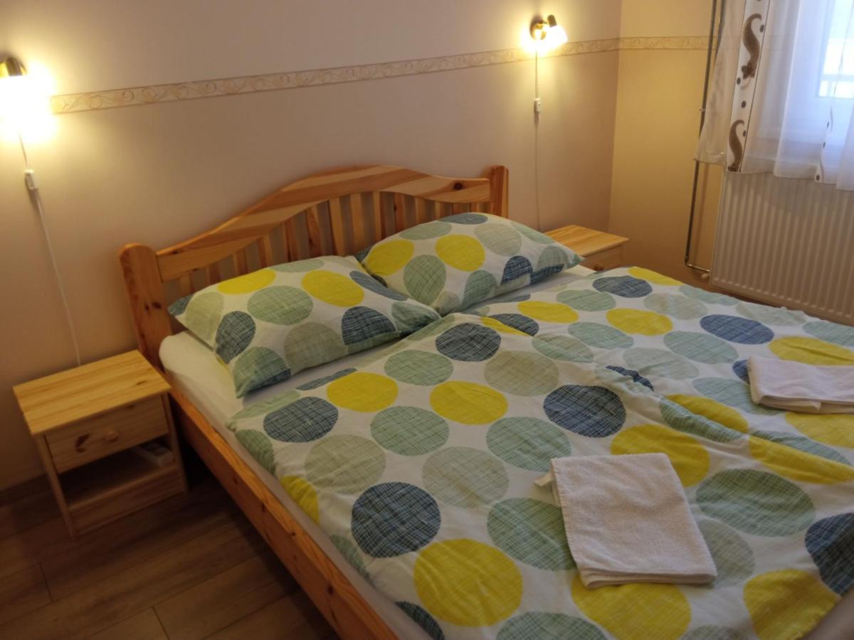 Gyoengyvirag Apartmanhaz Hajdúszoboszló Exterior foto