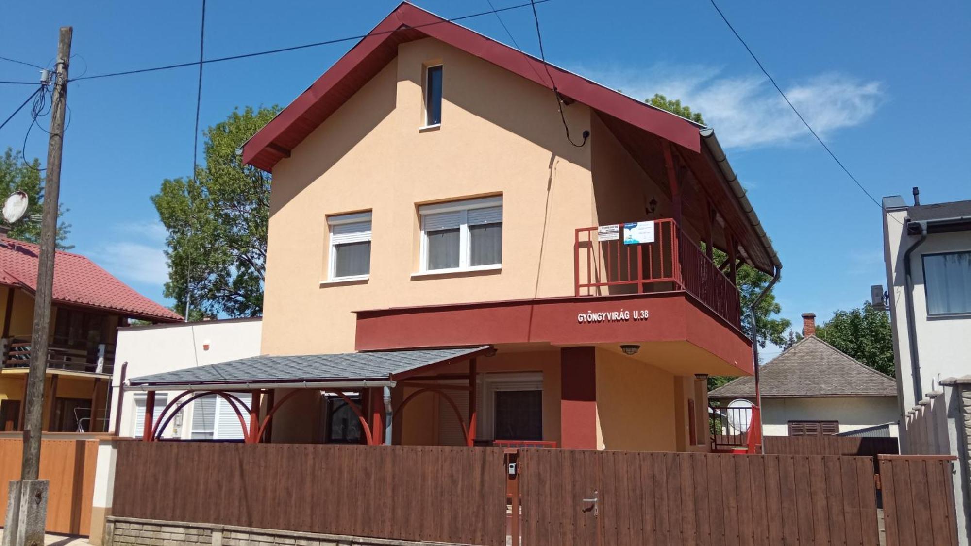 Gyoengyvirag Apartmanhaz Hajdúszoboszló Exterior foto